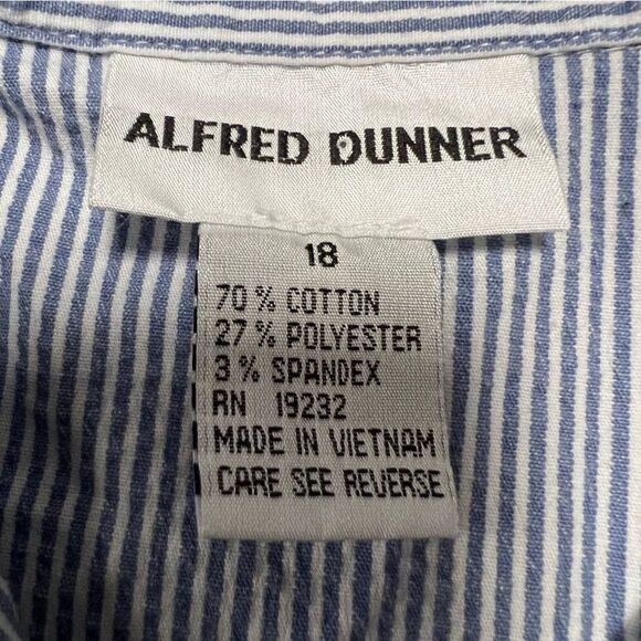 Alfred Dunner Short Sleeve Stripes Embroidered Floral Button Front Shirt Size 18 - Picture 3 of 8